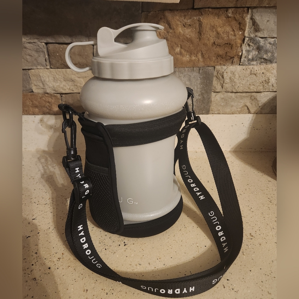 Hydrojug Water Bottle With Carrier Strap